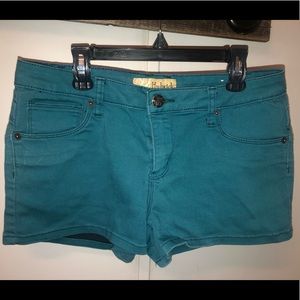 Hybrid & Company shorts